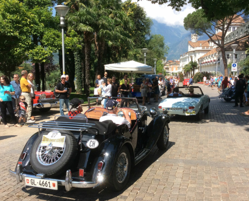 Oldtimer-Corso durch Meran