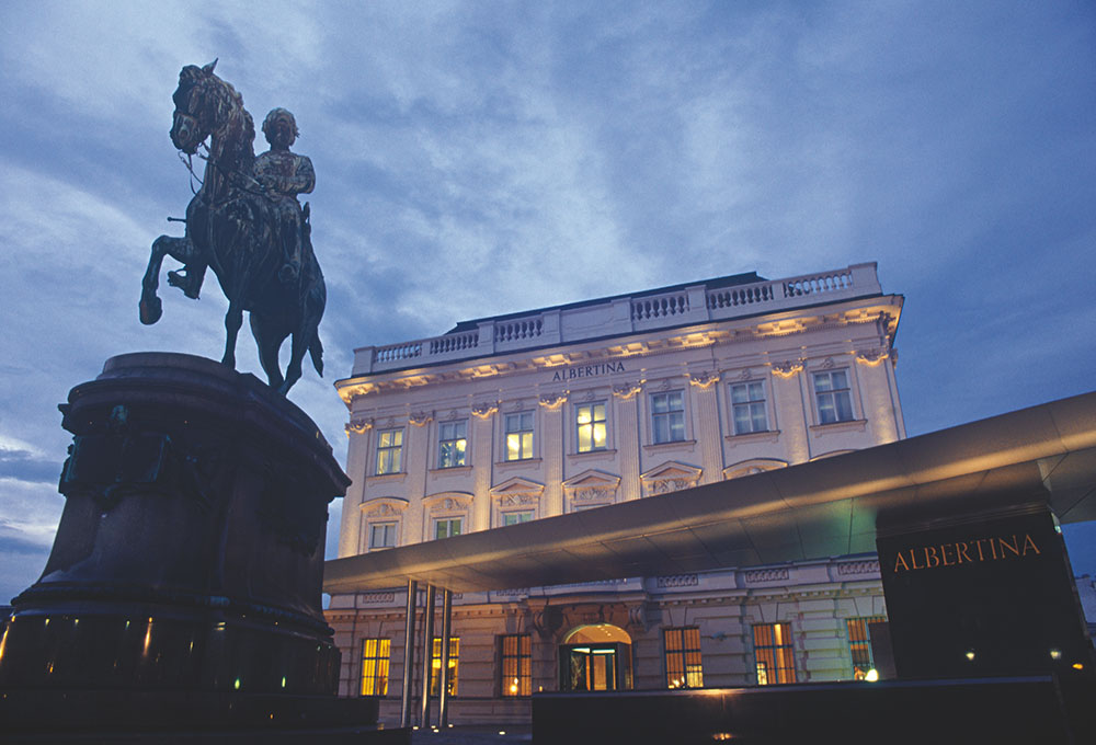 Steht für Tradition und Moderne: die Albertina (c)CvP