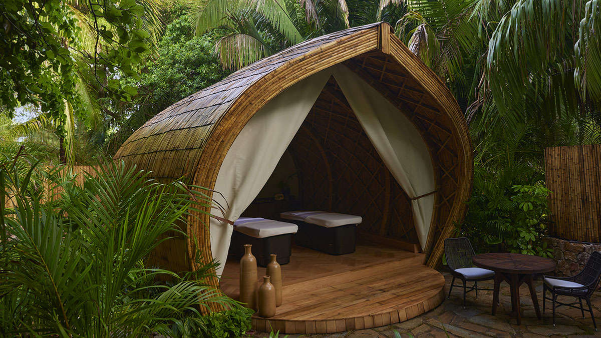 Mitten im Grünen: das Spa des Naviva Punta Mita
