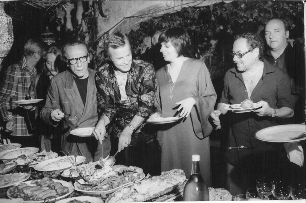 Zefferelli lud häufig ein. In der Mitte der Maestro, links von ihm Liza Minnelli und Tennessee Williams.